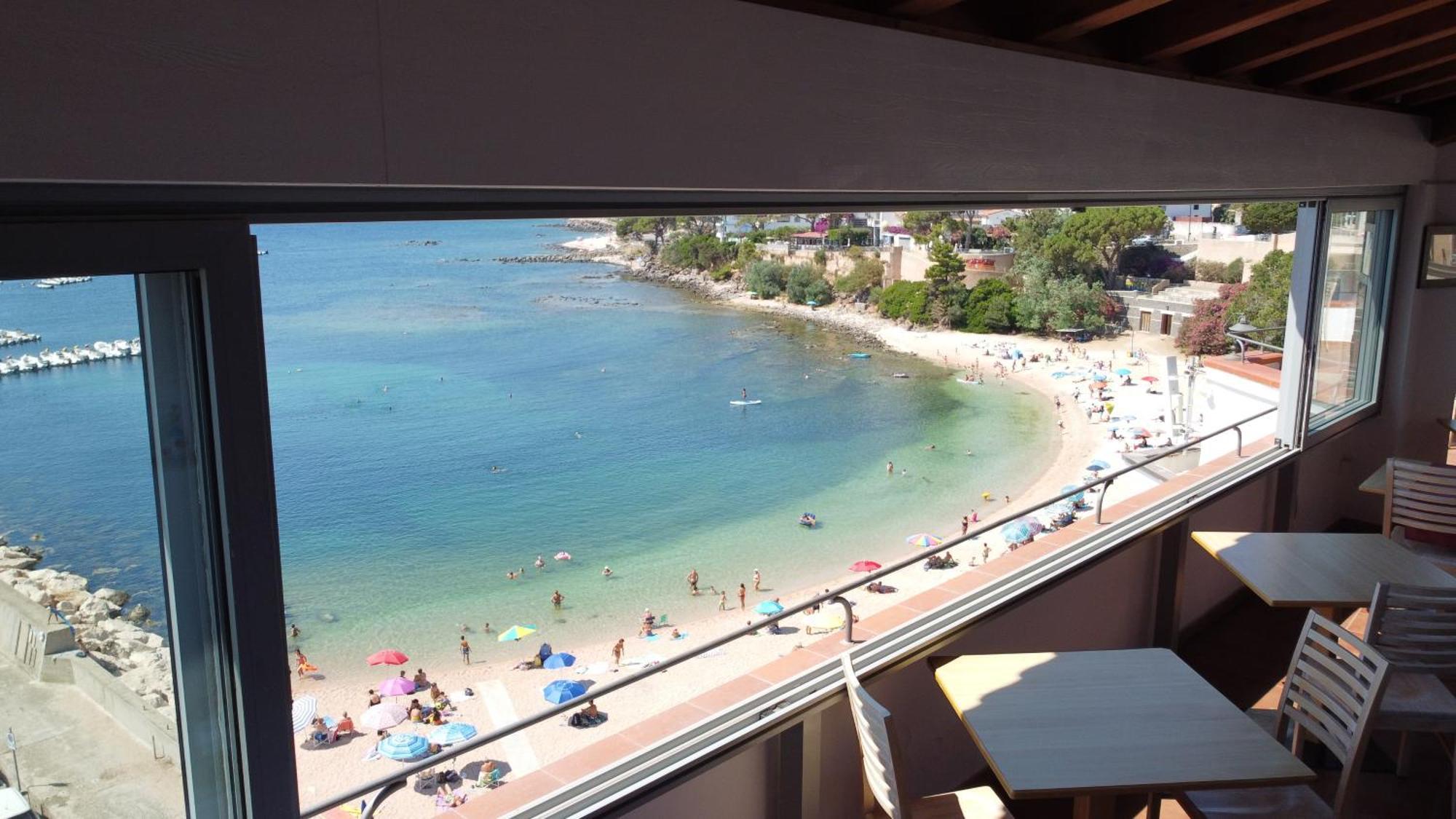 Bue Marino Hotel & Roof Lounge カーラゴノネ エクステリア 写真