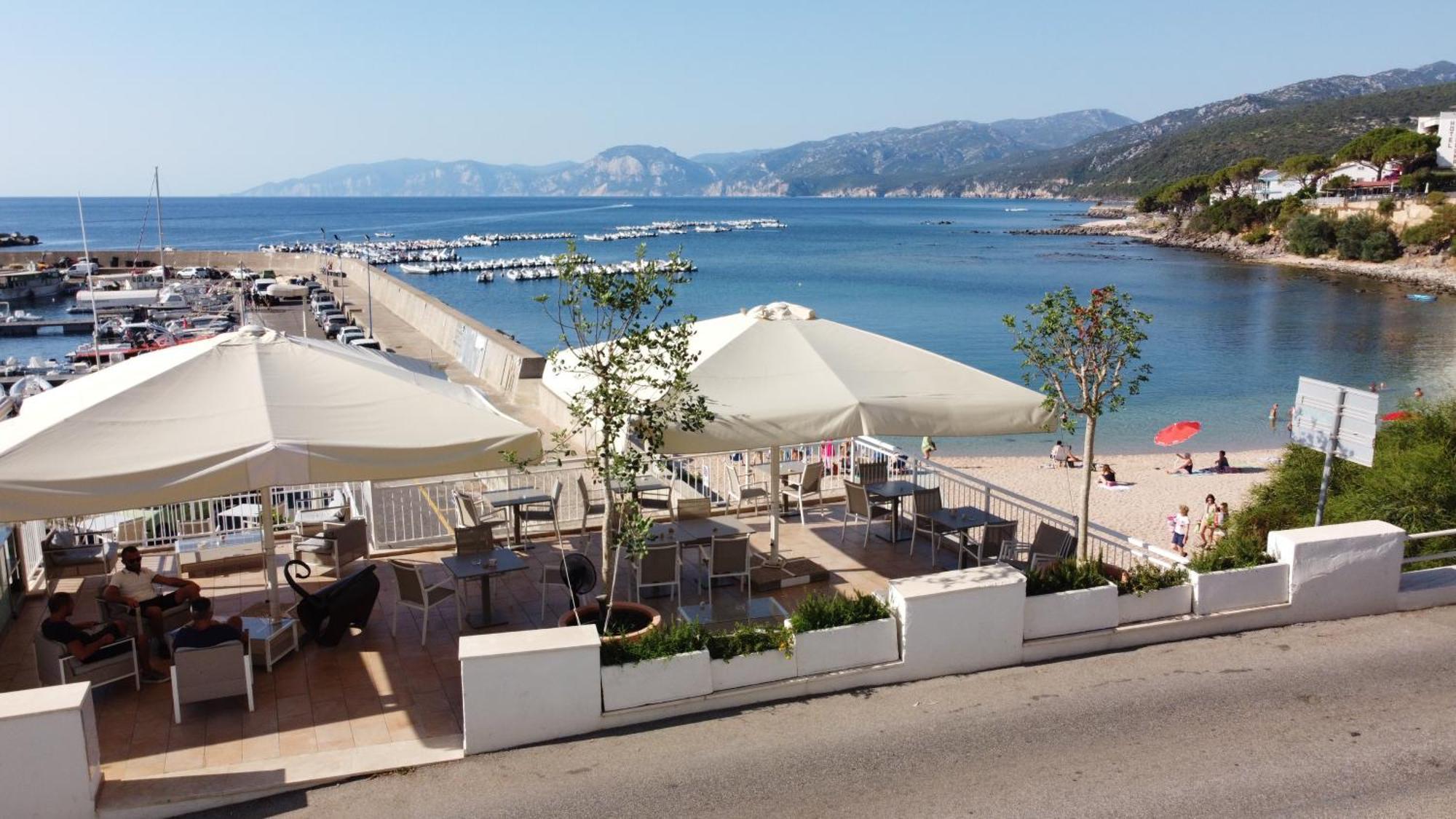 Bue Marino Hotel & Roof Lounge カーラゴノネ エクステリア 写真