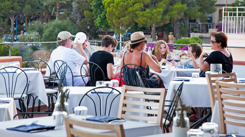 Bue Marino Hotel & Roof Lounge カーラゴノネ エクステリア 写真