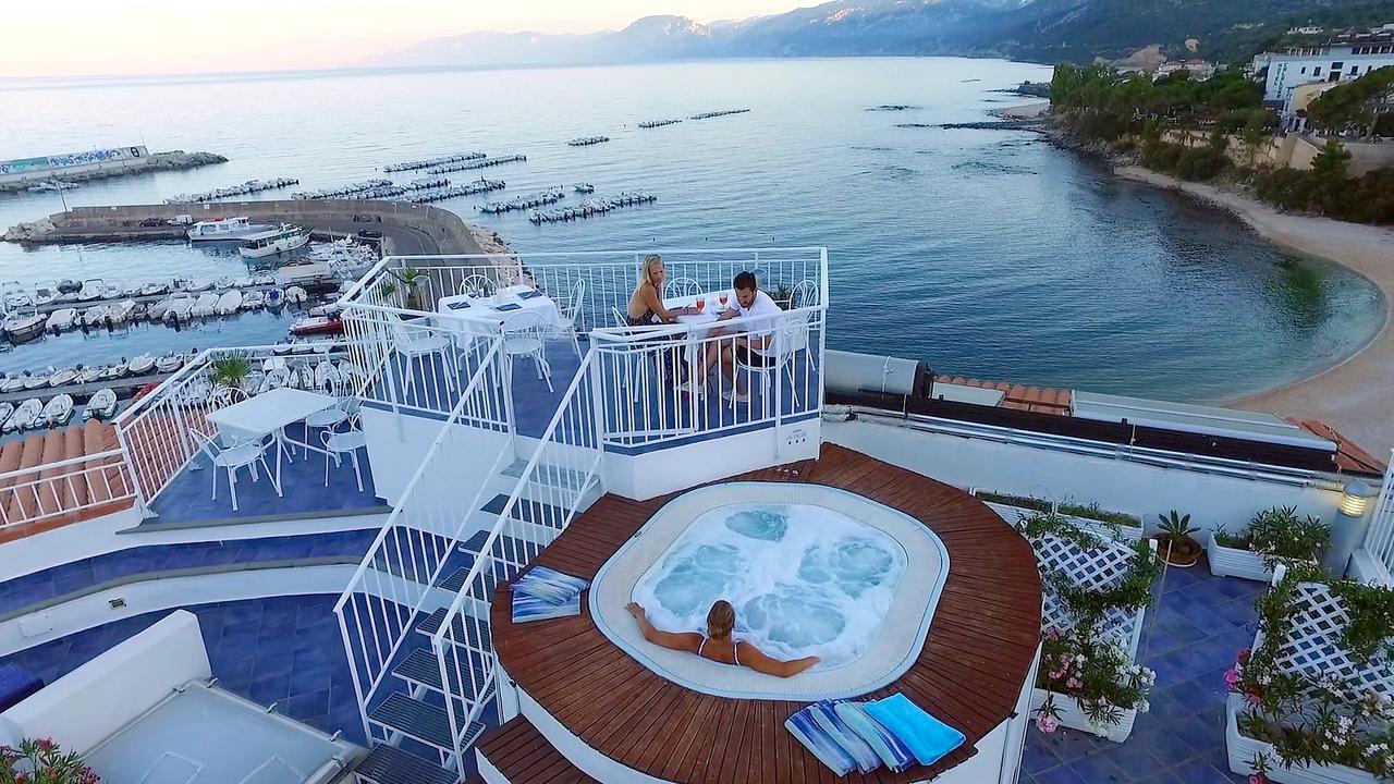 Bue Marino Hotel & Roof Lounge カーラゴノネ エクステリア 写真