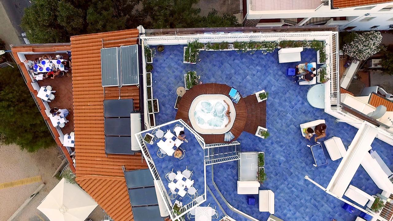 Bue Marino Hotel & Roof Lounge カーラゴノネ エクステリア 写真